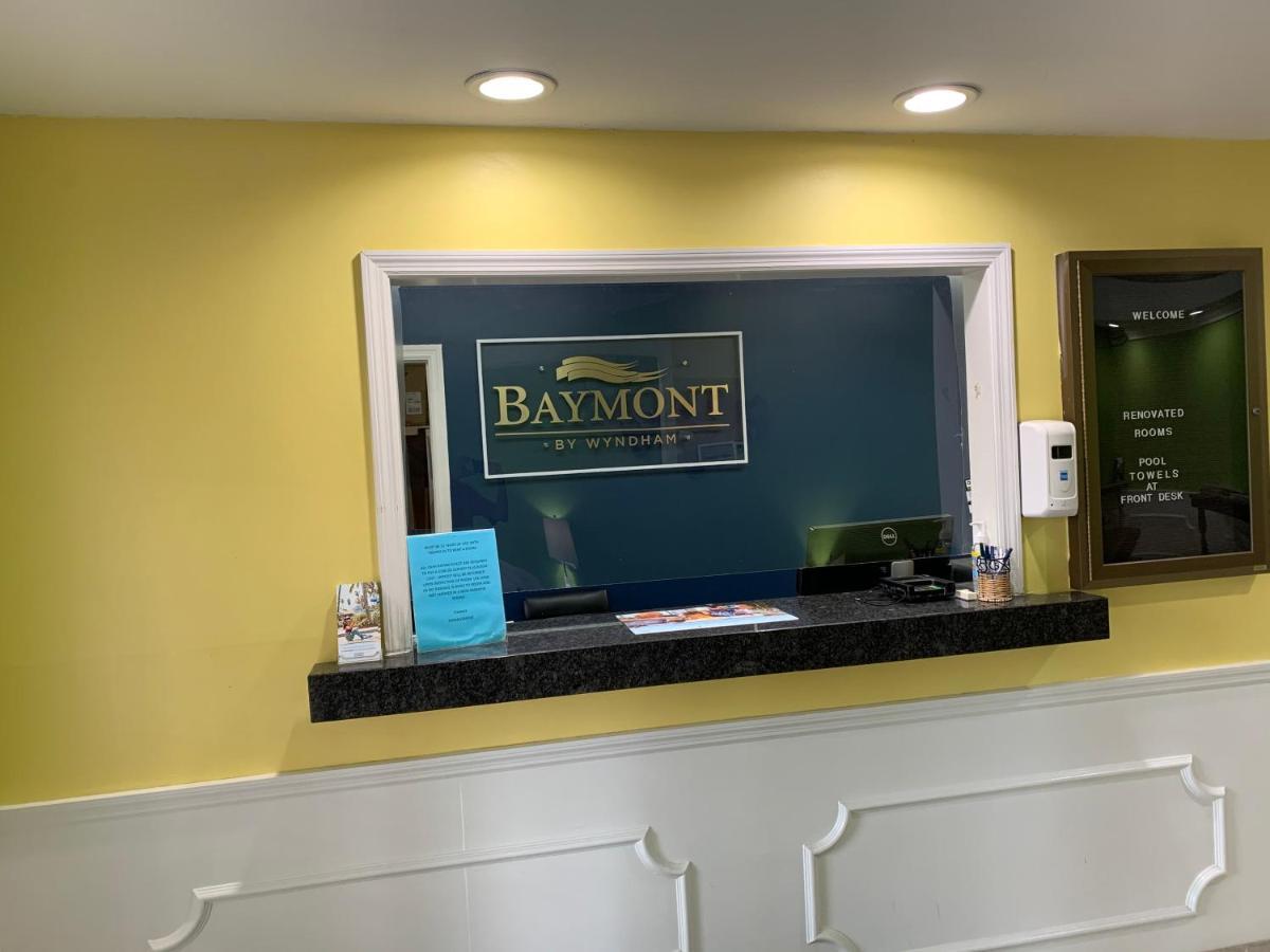 Baymont By Wyndham Selma Hotel Bagian luar foto
