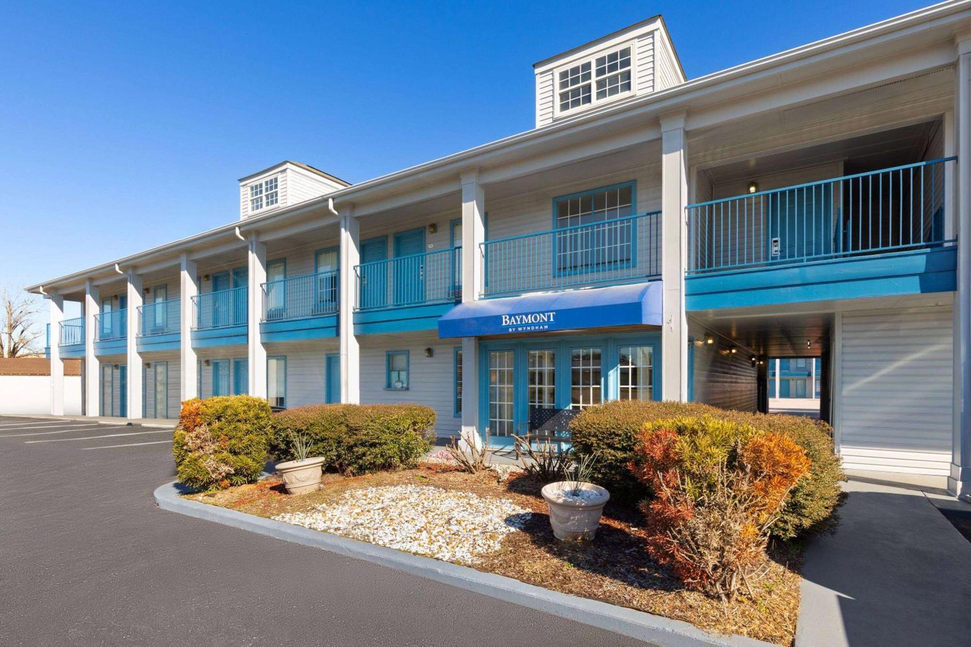 Baymont By Wyndham Selma Hotel Bagian luar foto