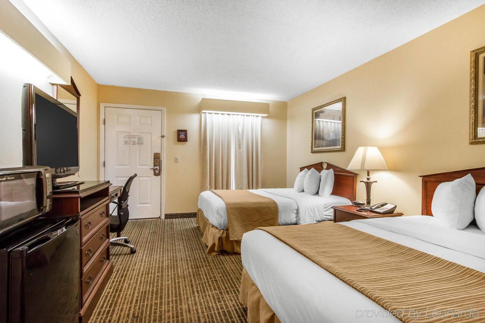 Baymont By Wyndham Selma Hotel Bagian luar foto