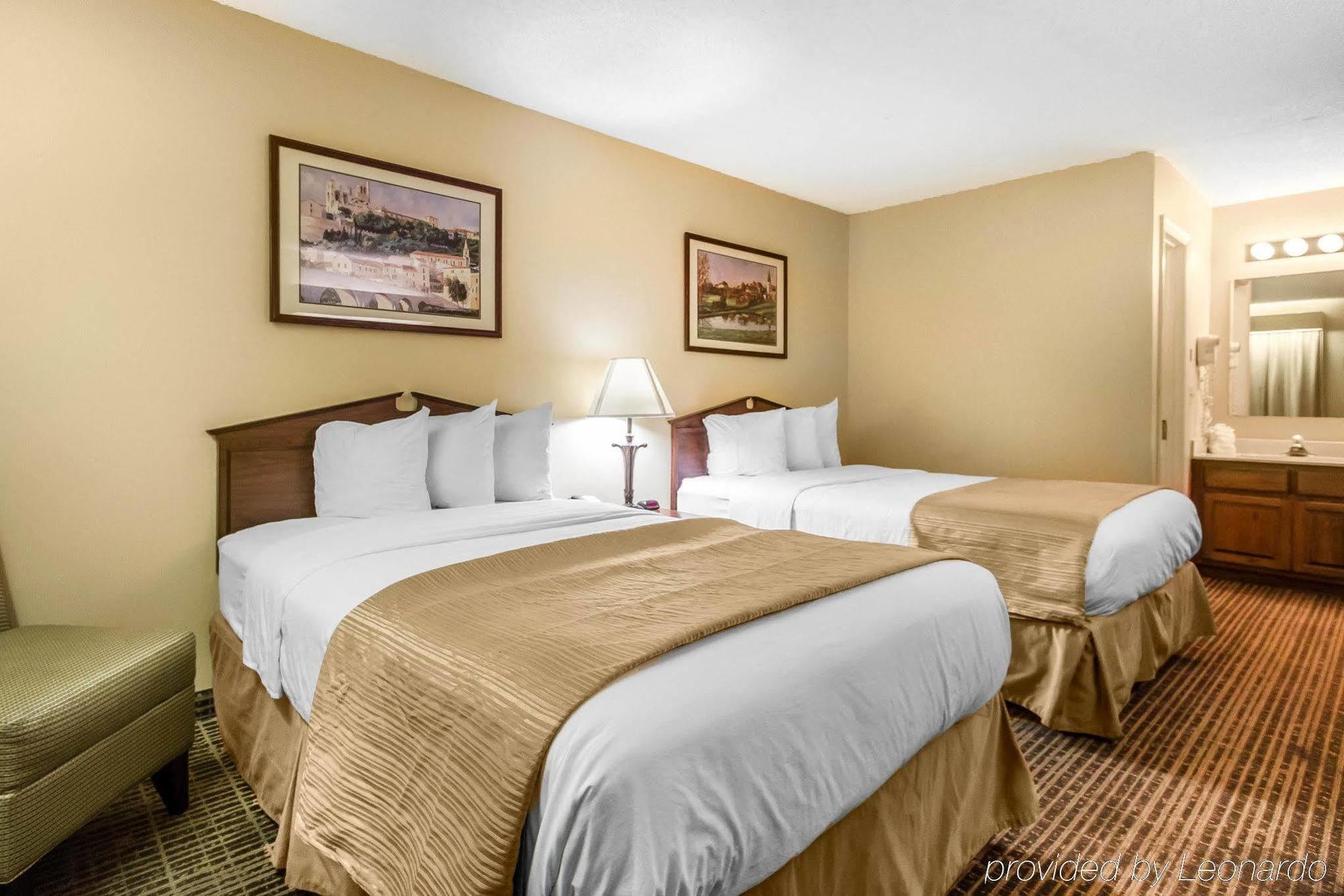 Baymont By Wyndham Selma Hotel Bagian luar foto